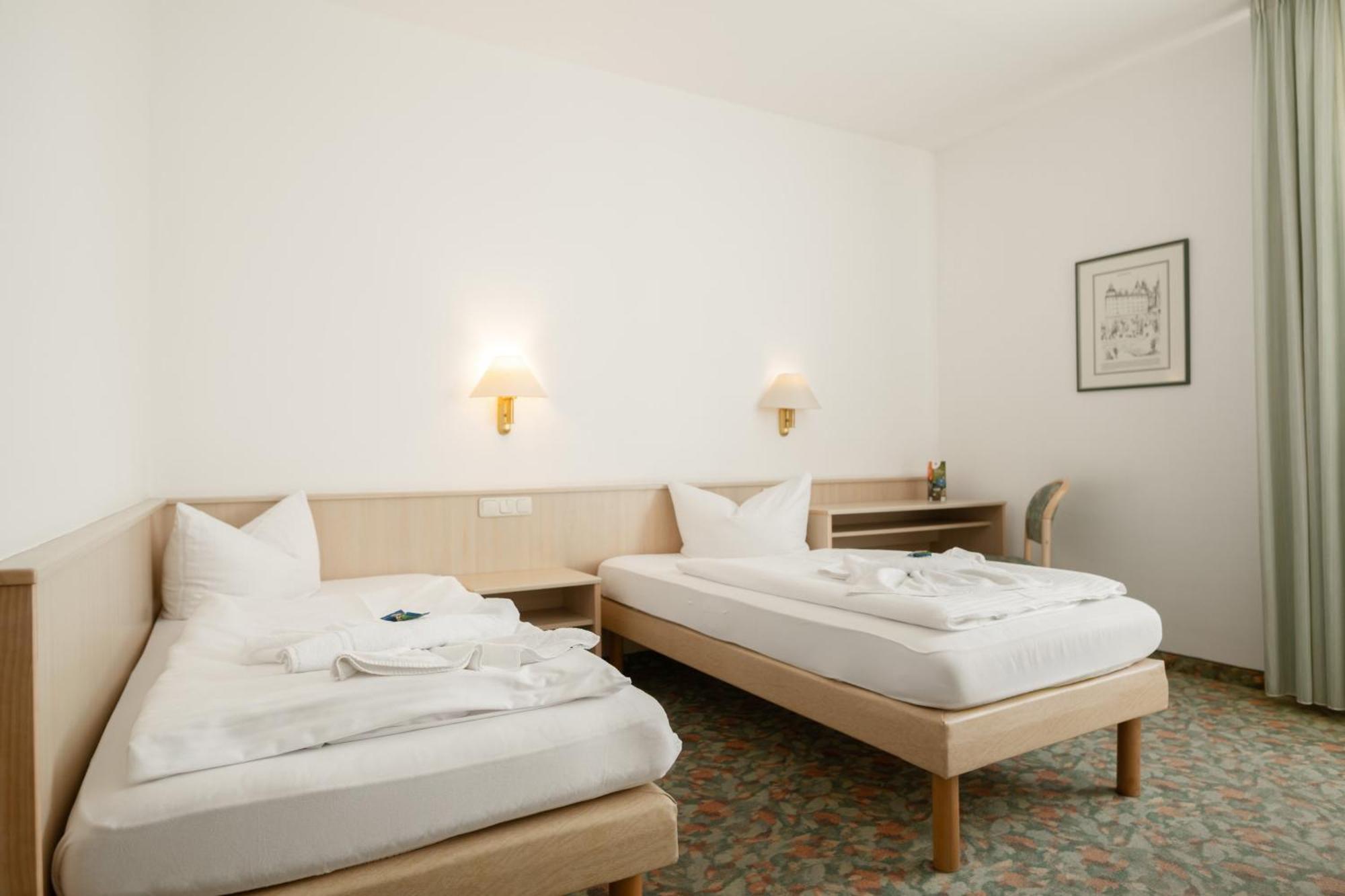 Hotel Astor Άλτενμπουργκ Εξωτερικό φωτογραφία